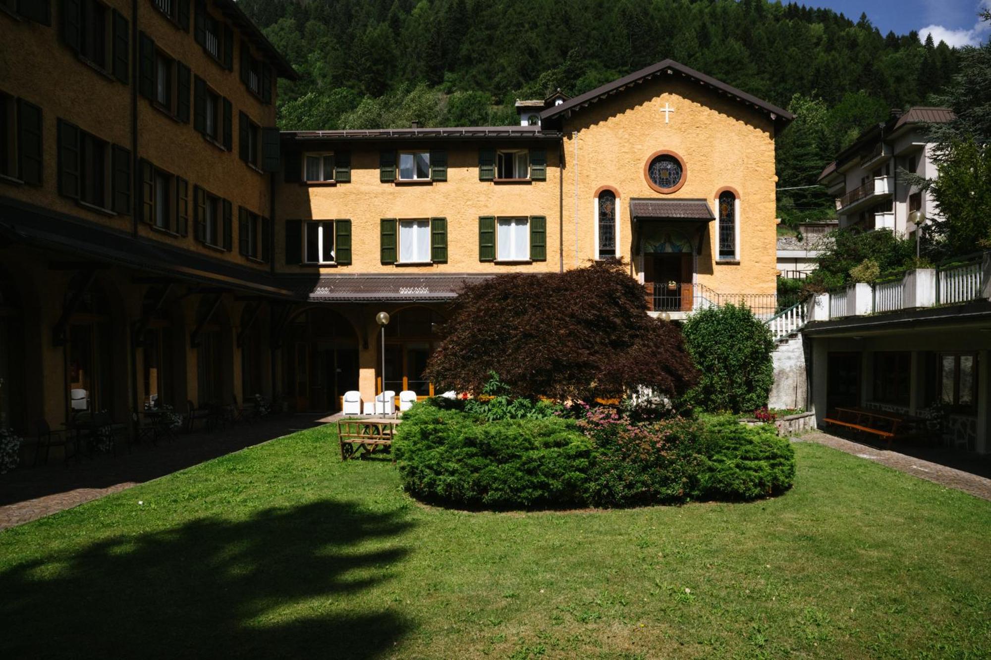 Luzzago *