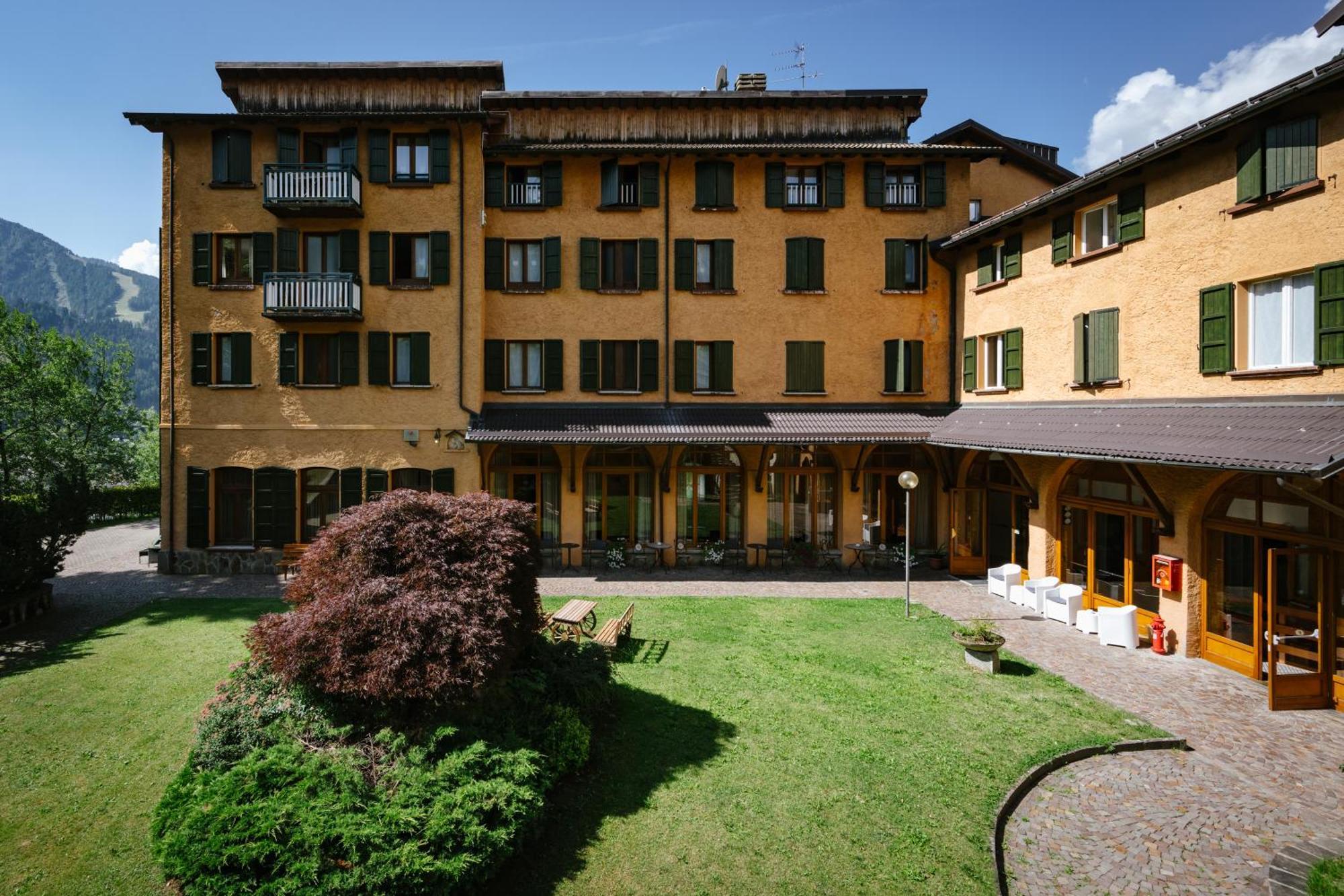Hotel Luzzago