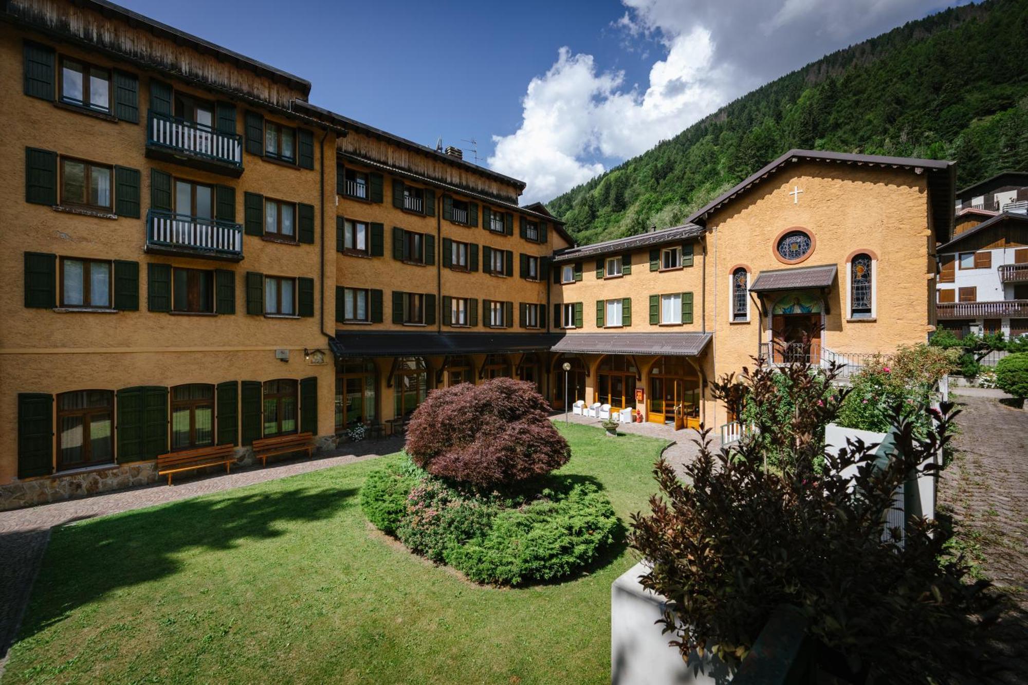 Hotel Luzzago *